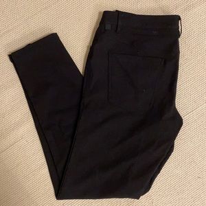 Lululemon ABC Pant (men’s)